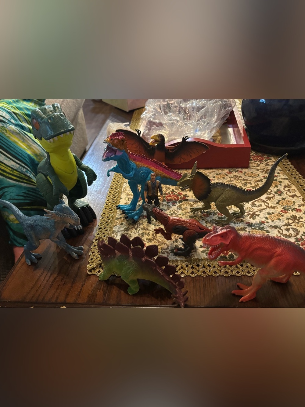Jurassic World Dinosaur Toy Lot 9 Pieces Owen Grady Velociraptor T-Rex Dinosaur